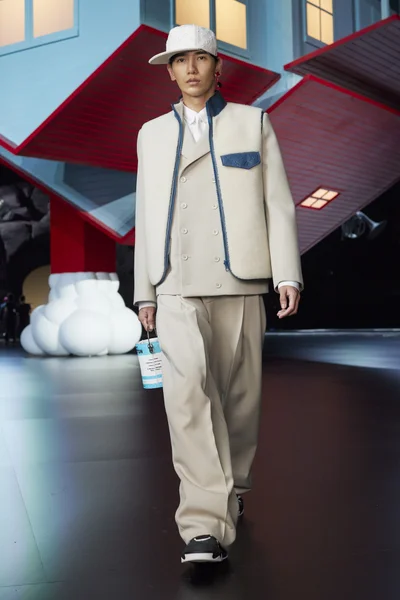 Look 72